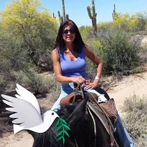 Meet your Posher, Eva